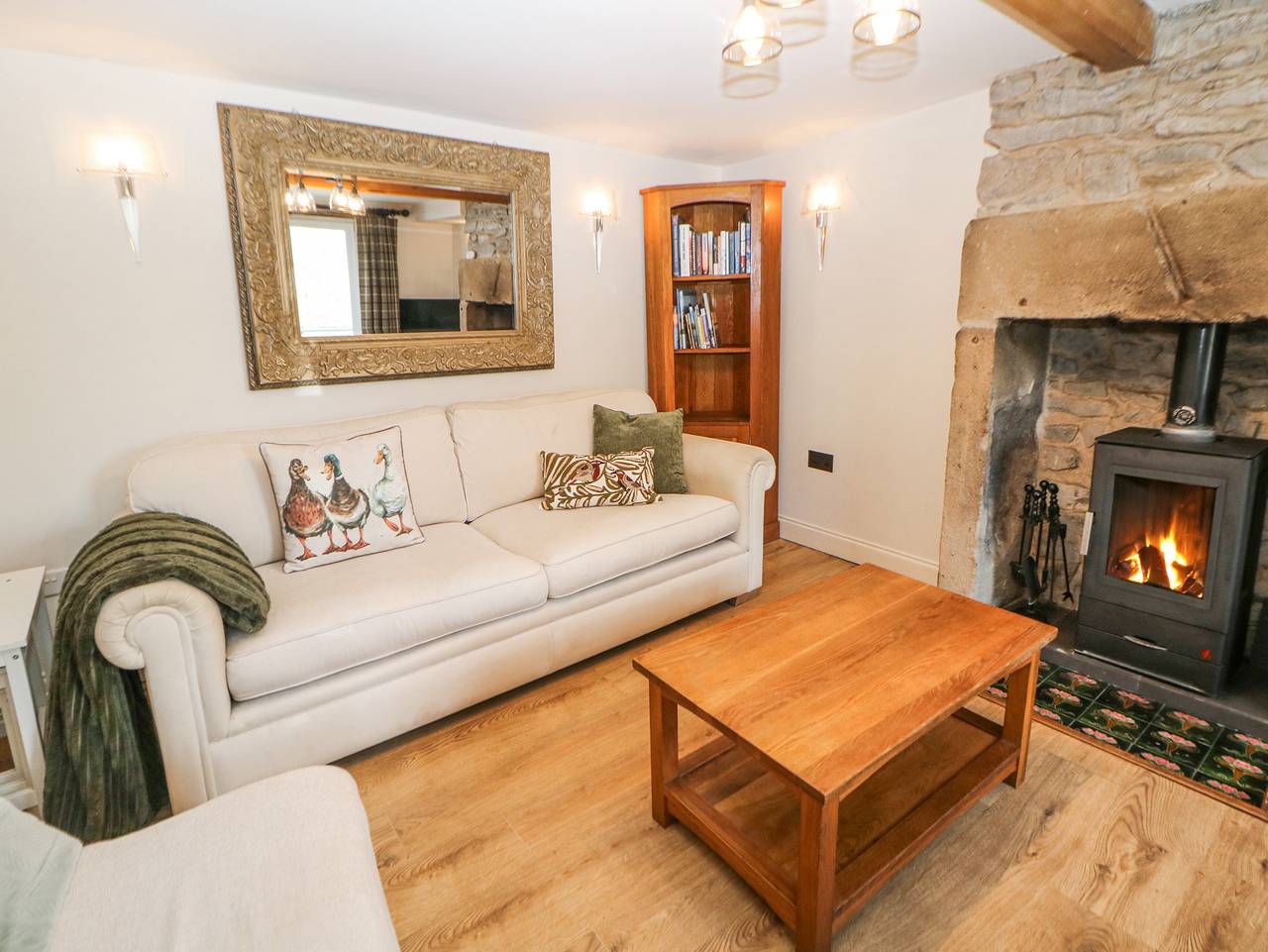 Bank Cottage in Bradwell (Derbyshire Dales), Derbyshire