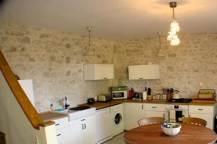 Gîte pour 6 personnes, avec jardin et piscine à Saussignac - 3