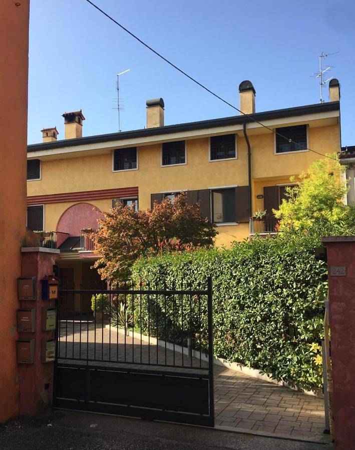 Apartamento de vacaciones para 4 personas, con jardín y terraza - 1
