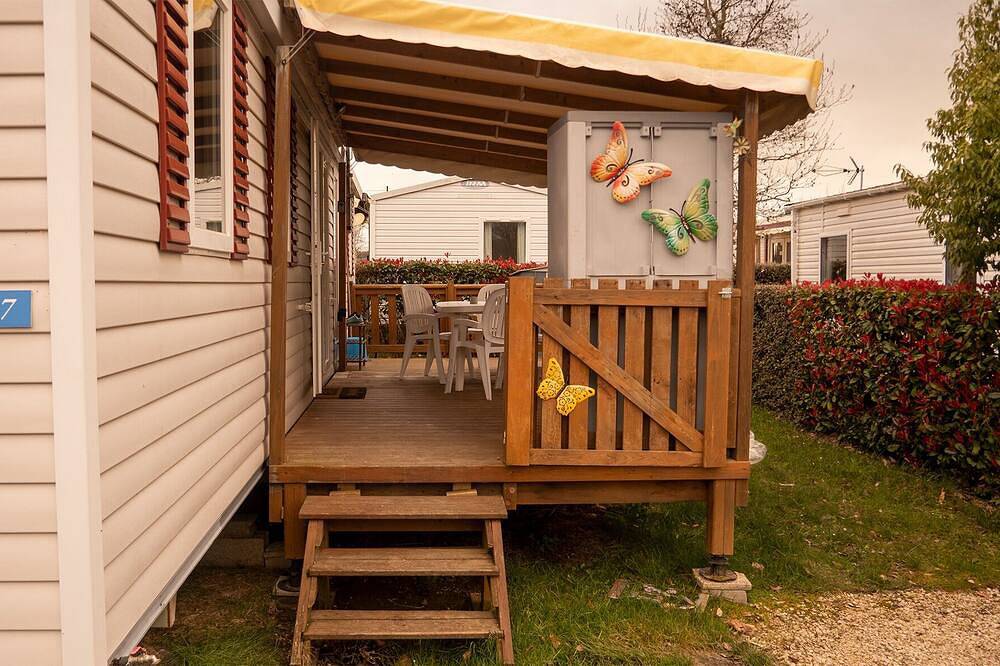 Mobilhome Familial 6/8 pers Confortable Et Climatise in Onzain, Région de Blois