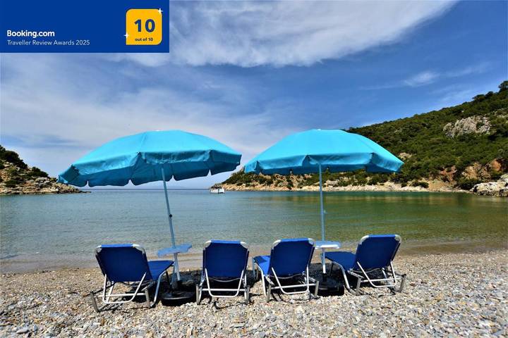 Location de vacances pour 7 personnes, avec jardin et vue, animaux acceptés dans Poros - 2