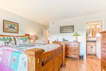 Vacation Apartment for 4 Guests in Moosehead Lake, Maine, Picture 4