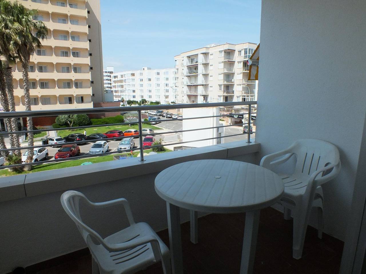 Entire apartment, Roses Santa-Margarita: 2-bedroom Apt, pool, near the beach in Santa Margarida, Roses