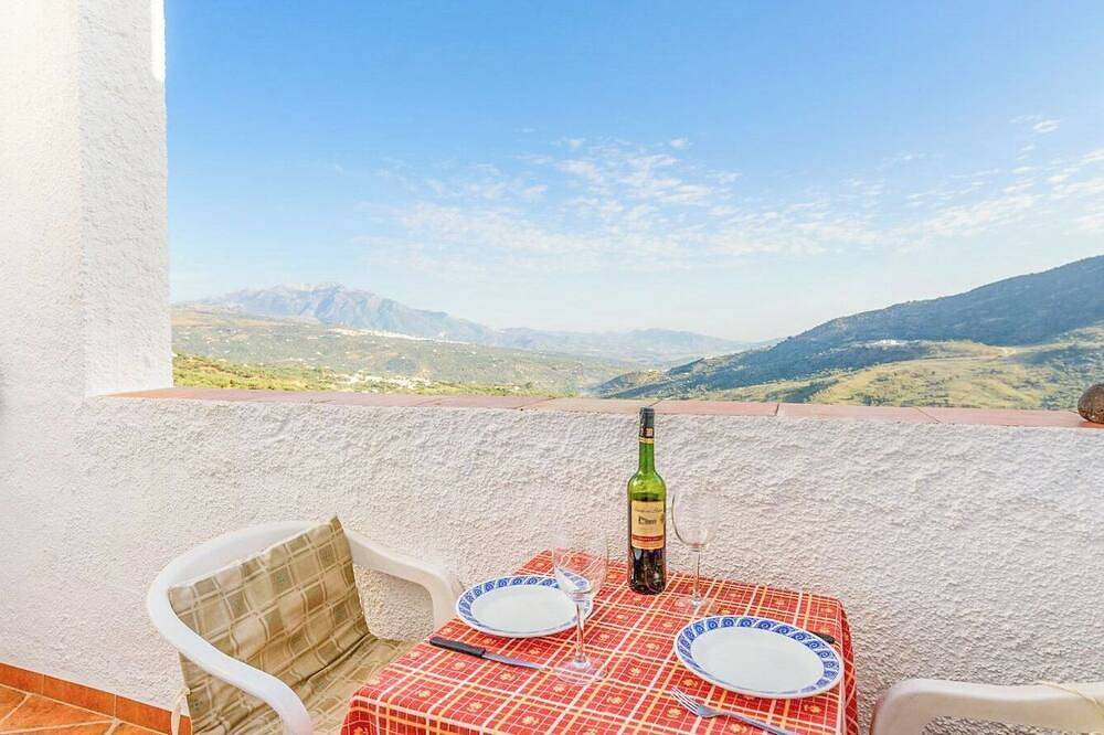 Las Monjas - Saladero Periana by Ruralidays in Periana, Málaga Province