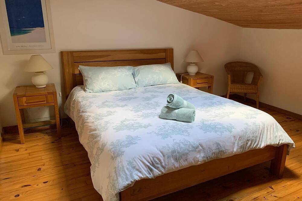 Comfortable gîte for 8 people with swimming pool, large garden - Sea 15 km away in Chenac-Saint-Seurin-d'Uzet, Saintes und Umgebung