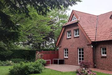 Ferienwohnung für 5 Personen, mit Terrasse und Garten in Tetenbüll