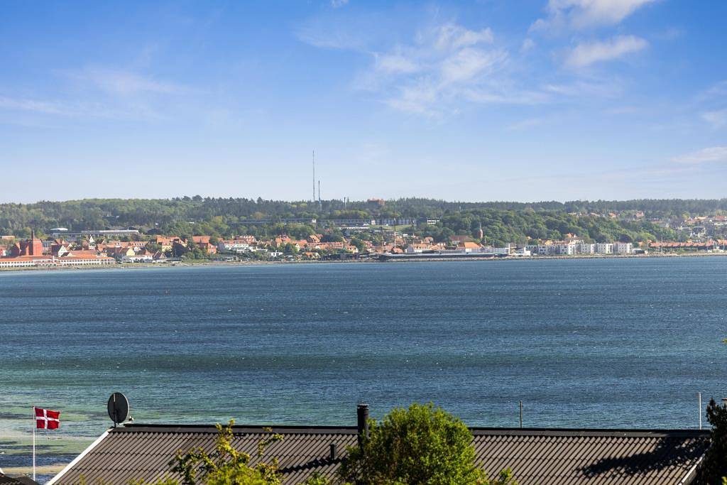 Well-Maintained Holiday Home with Stunning Panoramic Views in Egsmark Strand, Süddjursland