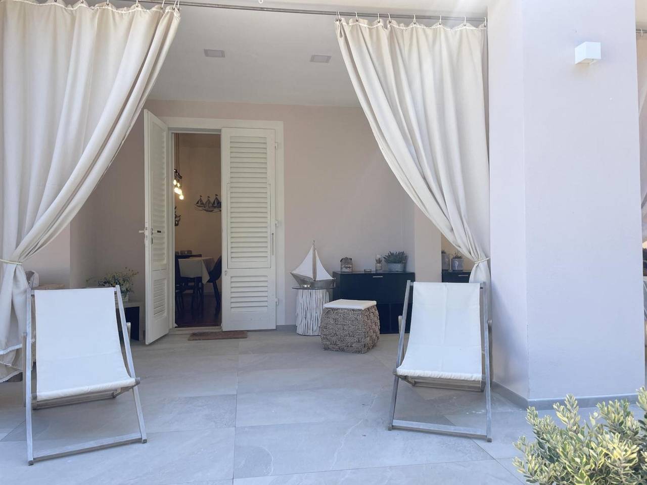 Ganze Wohnung, Apartment 'Villa Atusca' mit privatem Garten, Wlan und Klimaanlage in Castiglioncello, Etruskische Küste