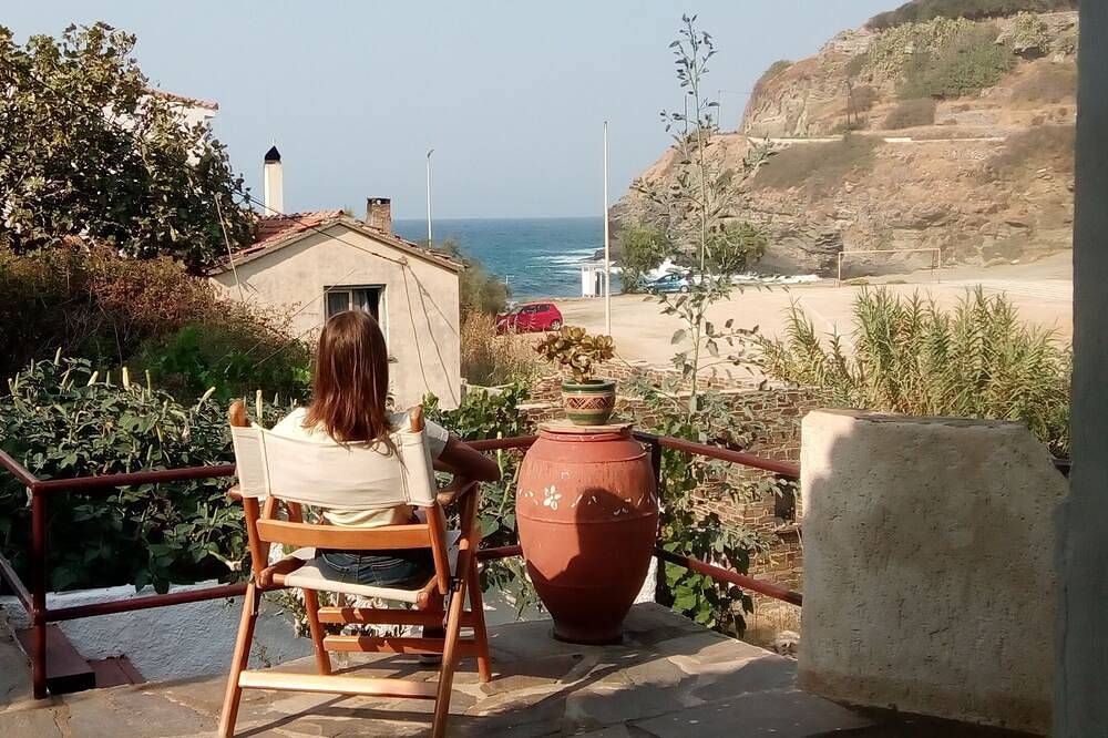 Familie strandhuis in Ikaria in Ikaria