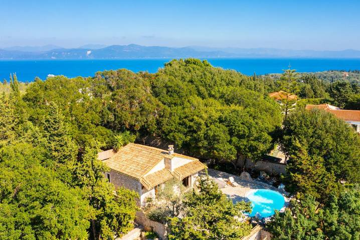 Villa pour 3 personnes, avec terrasse et jardin dans Paxos - 4