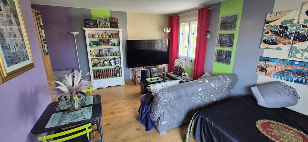 Chambre d’hôte pour 3 personnes, avec terrasse dans Éragny-sur-Oise