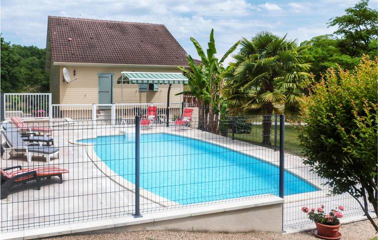 Location de vacances pour 6 personnes, avec jardin ainsi que piscine et terrasse, animaux acceptés dans Parc naturel régional Périgord-Limousin - 3