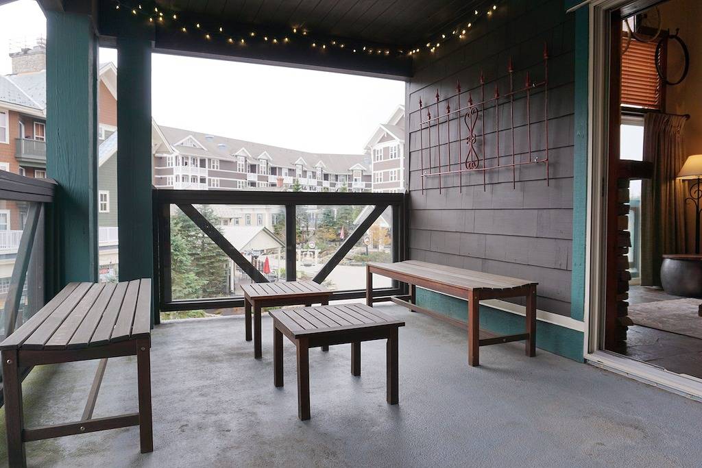 Ganze Wohnung, Slope Side One Of The Best Views Of The Village Rimfire 317-318 in Snowshoe, Greenbrier River