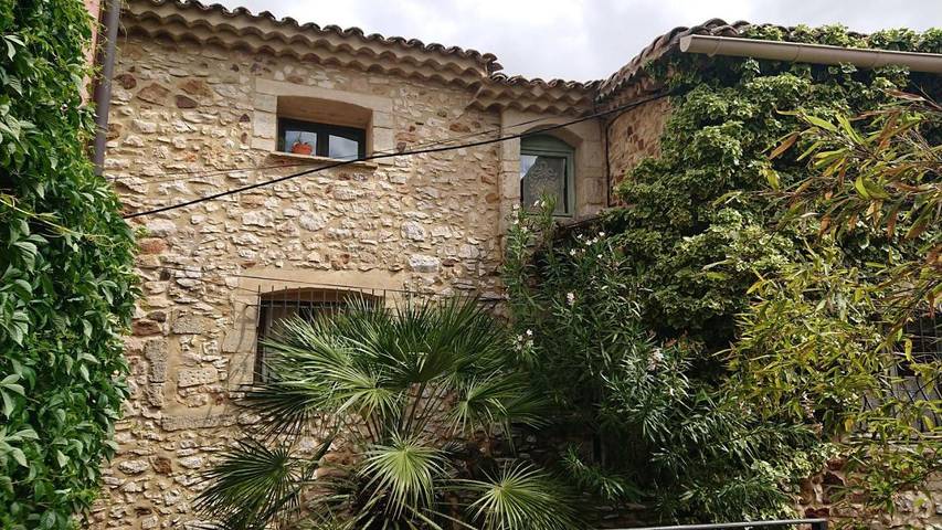 Location de vacances pour 6 personnes, avec terrasse à La Capelle-et-Masmolène - 3