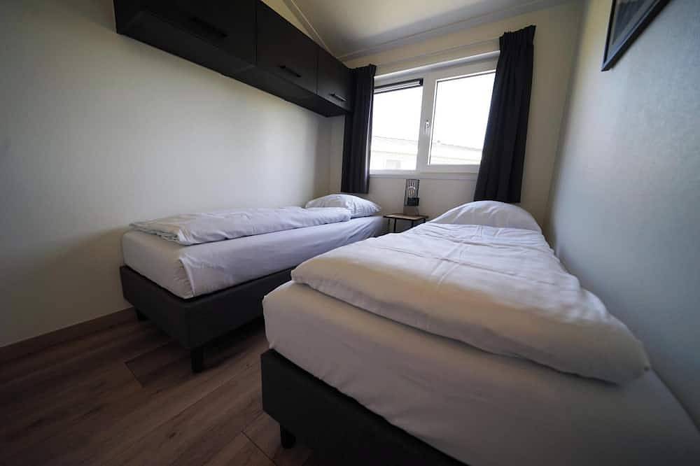 Chalet with 3 bedrooms and 2 bathrooms in Kampen, Lake Veluwe