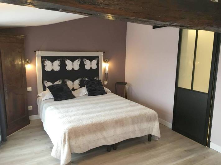 Hôtel pour 2 personnes, avec Terrasse et Jardin ainsi que Vue sur le lac et Vue à Le Gua