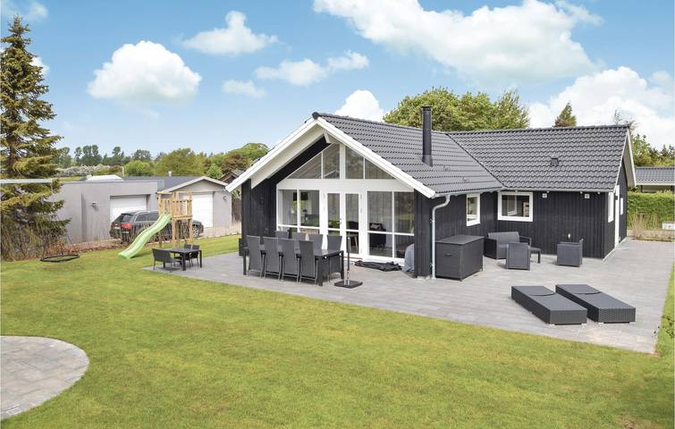 Ferienhaus für 8 Personen, mit Terrasse und Garten in Aarhus und Umgebung
