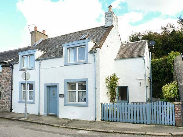 Cottage for 4 people, with Garden in Kirkcudbright