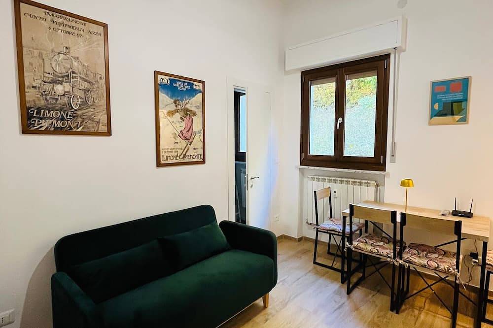 Ganze Wohnung, Alpines Studio in Limone Piemonte – Nähe Skipisten, Bahnhof und Zentrum, Wlan & Parkplatz in Limone Piemonte, Cuneo Provinz