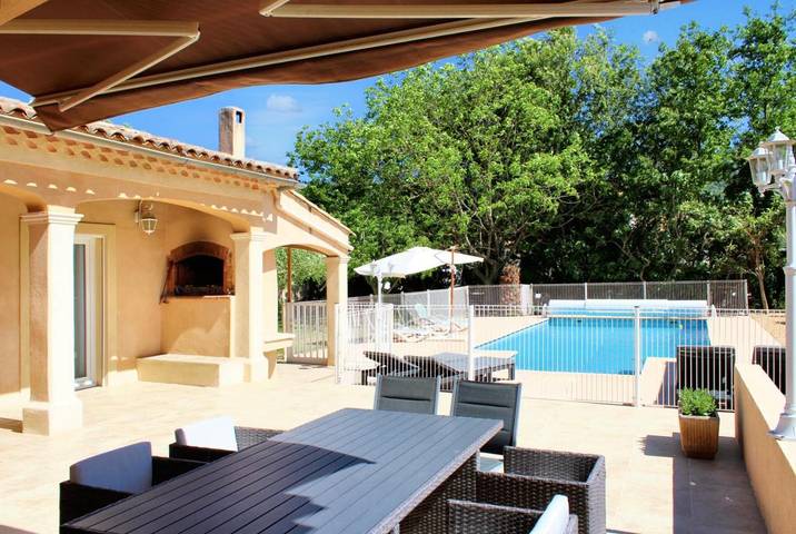 Location de vacances pour 8 personnes, avec piscine, animaux acceptés à Gonfaron - 3