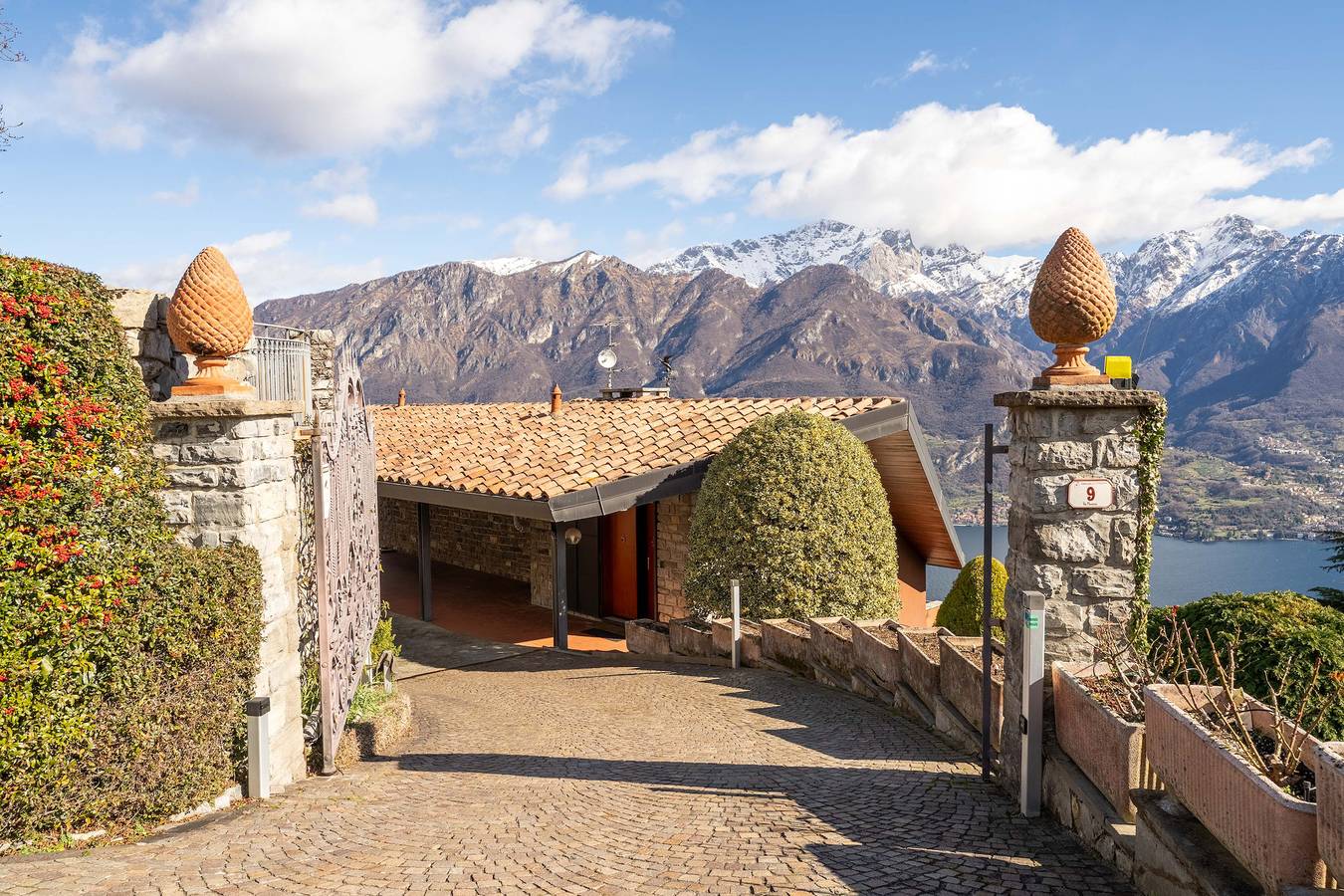 Villa Bellavista Lakeview & Pool in Civenna, Comune di Bellagio