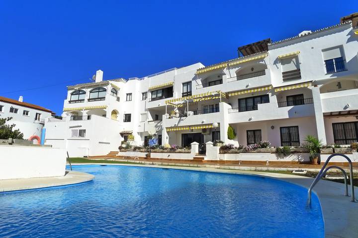 Apartamento de vacaciones para 4 personas, con piscina y balcón - 1