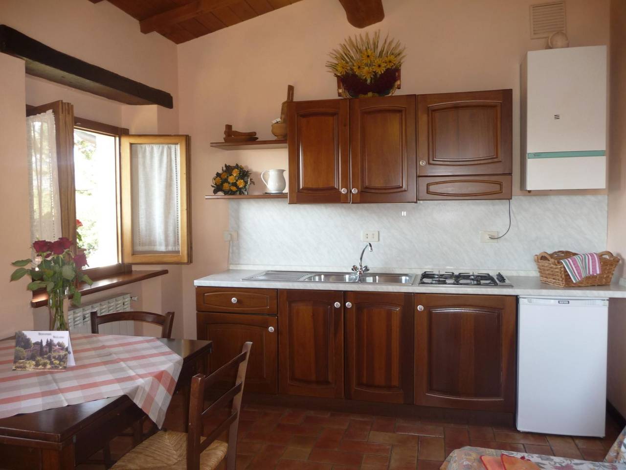 Magnolienhaus mit Pool zwischen Florenz und Arez in Pratovecchio, Pratovecchio Stia