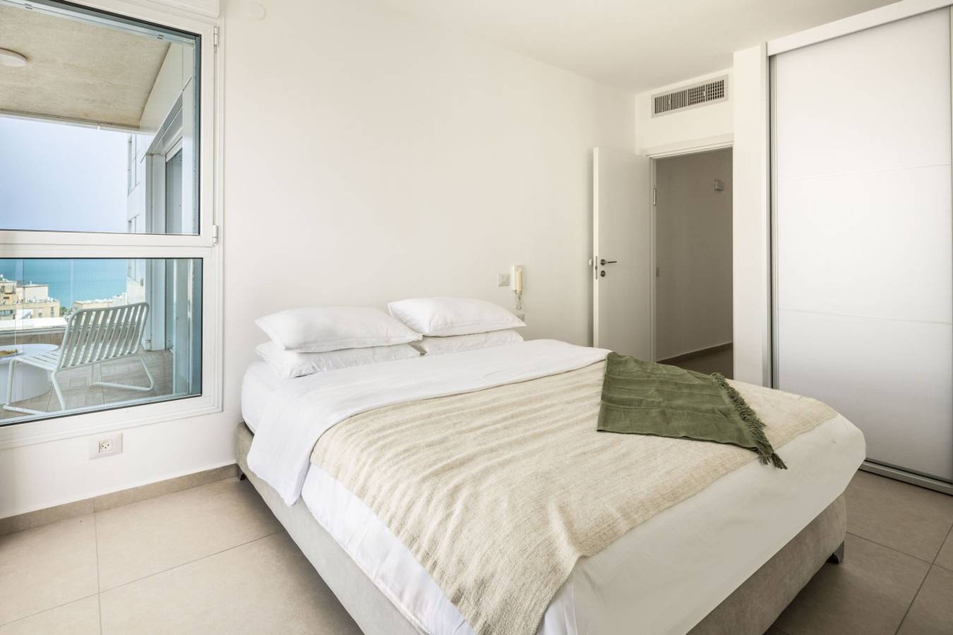 Ganze Wohnung, Netanya Seaside High-Rise Apartment by Sea N' Rent in Netanja, Zentralbezirk (Israel)