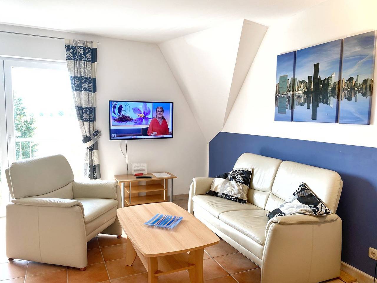 Ganze Wohnung, Ferienwohnung 4,  Am Hochzeitsberg 3A in Breege, Rügen