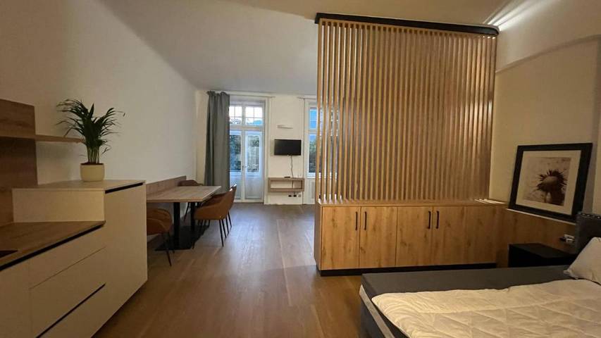 Ferienwohnung für 2 Personen, mit Balkon und Ausblick - 1