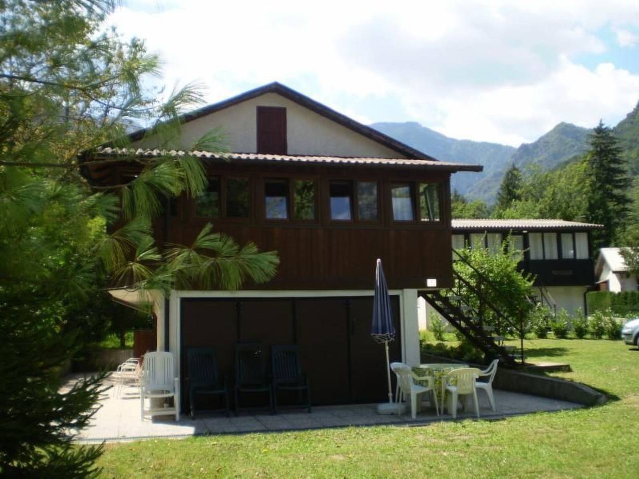 Freistehendes Haus mit Veranda mit Seeblick in Pur, Ledro