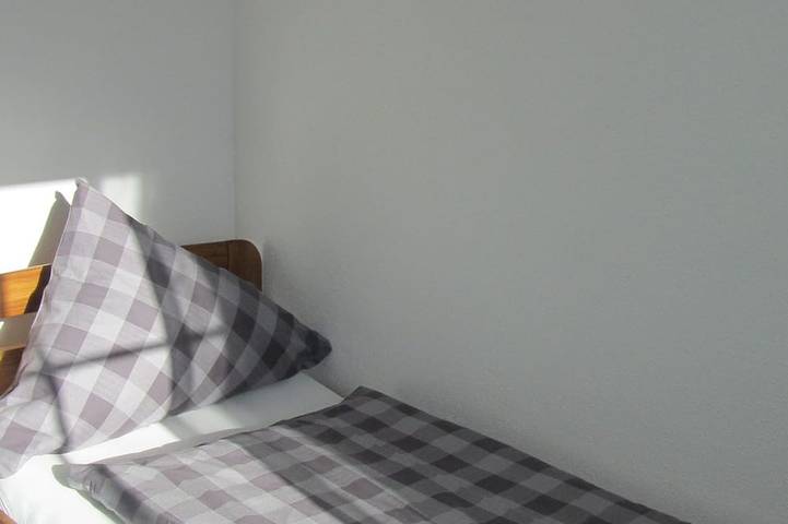 Ferienwohnung für 3 Personen, mit Balkon und Garten sowie Sauna in Föritztal - 3