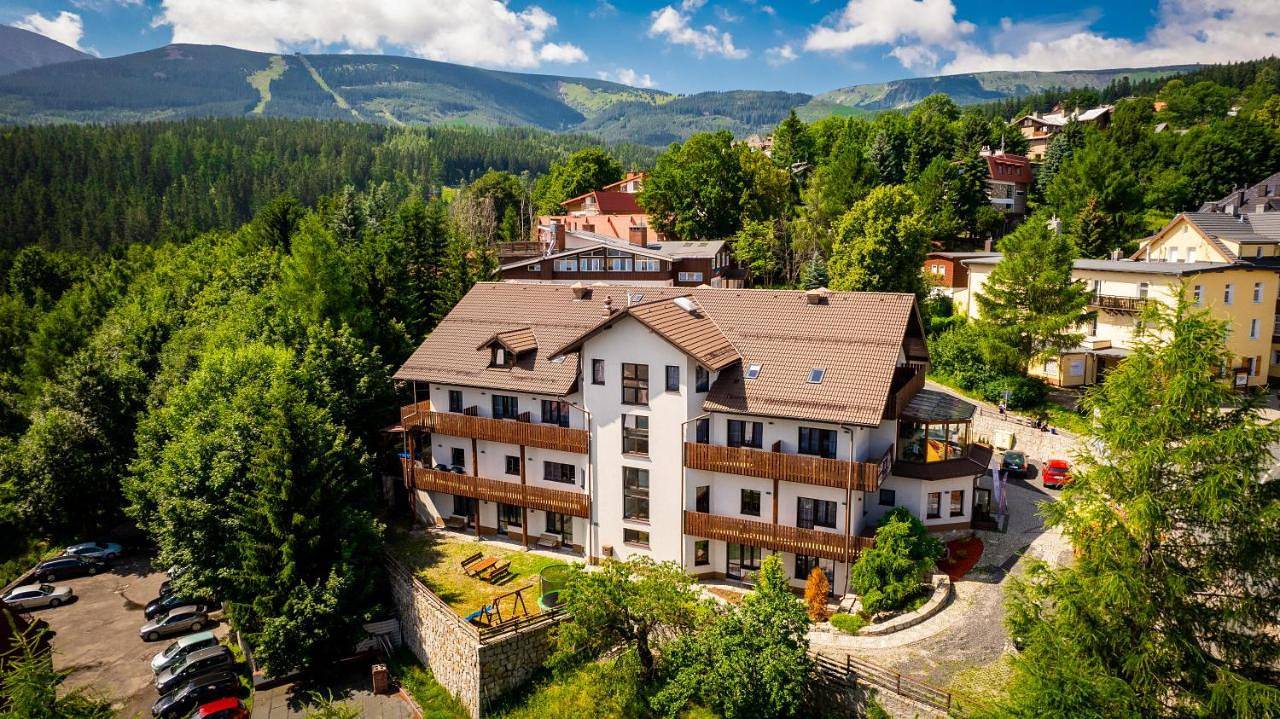 Karpacki & Spa - blisko wyciągu, Restauracja, Sala Zabaw, Bar 24h in Karpacz, Sudety (Polska)