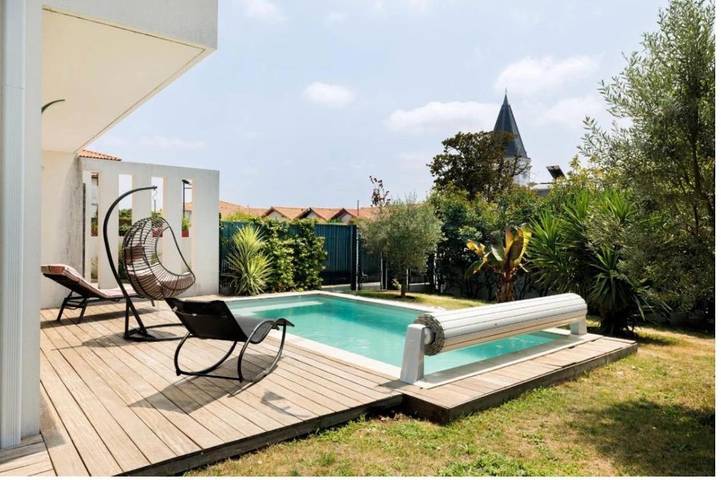 Location de vacances pour 10 personnes, avec piscine et jardin, animaux acceptés à Arbonne - 2