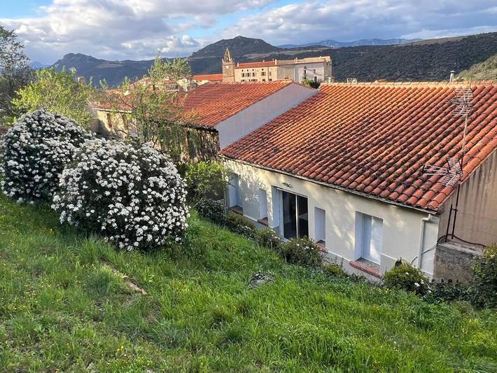 Location de vacances pour 5 personnes, avec jardin et vue, animaux acceptés à Caramany - 2