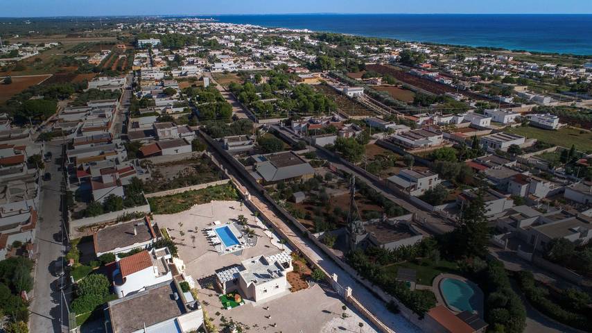 Villa per 12 persone, con giardino e piscina nonché balcone a Manduria