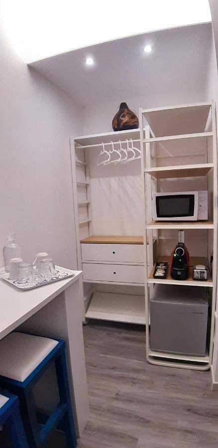 Double or Twin Room with Private Bathroom in Bologne, Province de Bologne