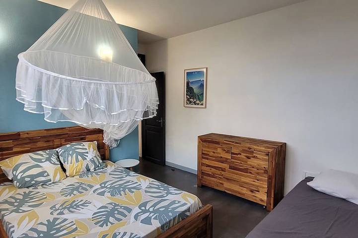 Location de vacances pour 20 personnes, avec jardin et balcon dans Bois de Nèfles - 3