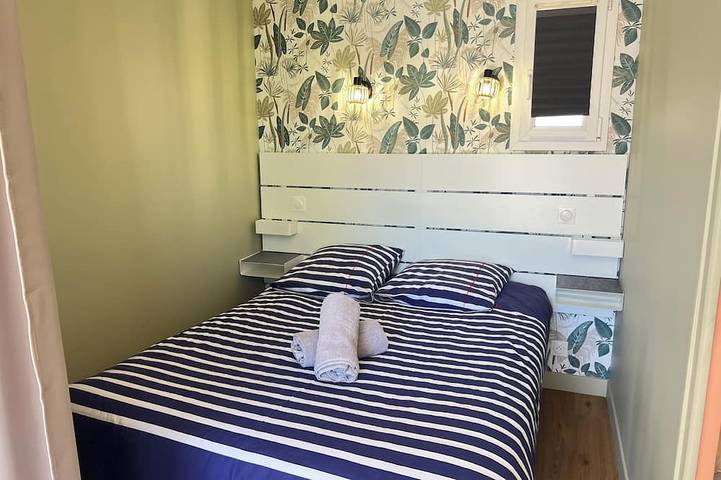 Location de vacances pour 2 personnes, avec jardin ainsi que terrasse et piscine, animaux acceptés dans Plage Porz Liogan Le Conquet - 3