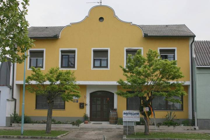 Ferienwohnung für 3 Personen, mit Terrasse und Garten in Marktgemeinde Podersdorf am See