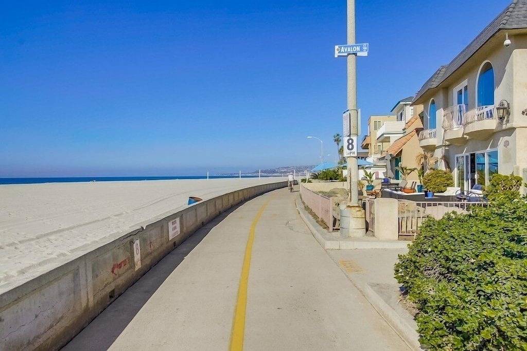 Ganze Wohnung, Convenient Ground Level * Steps to Ocean * Outdoor Patio in Mission Beach, San Diego