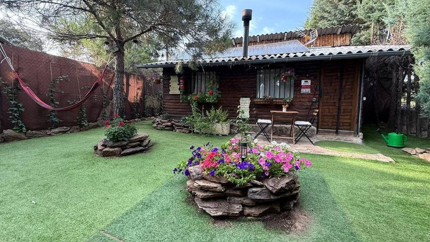 Casa de férias para 2 pessoas, com vista para o lago e jardim e ainda vista, com animais de estimação em Madrid Province