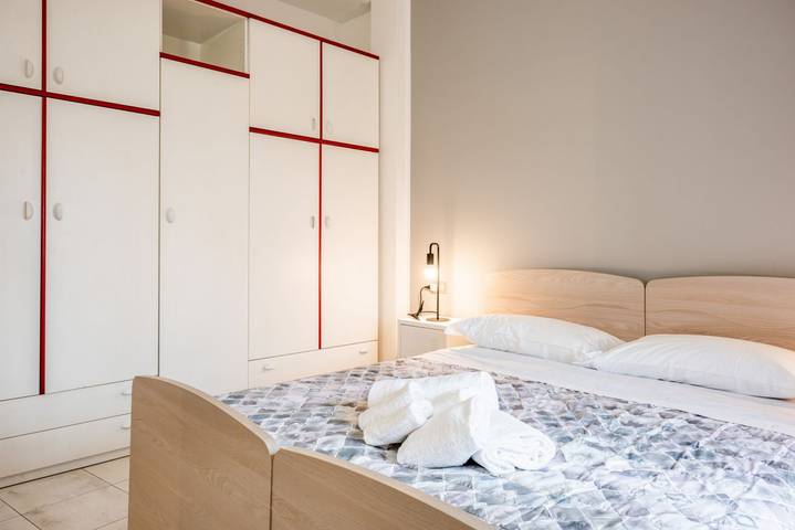 Appartamento intero, GuestHost - Luni Mare Functional Apartment x4 New! in Luni Mare, Luni