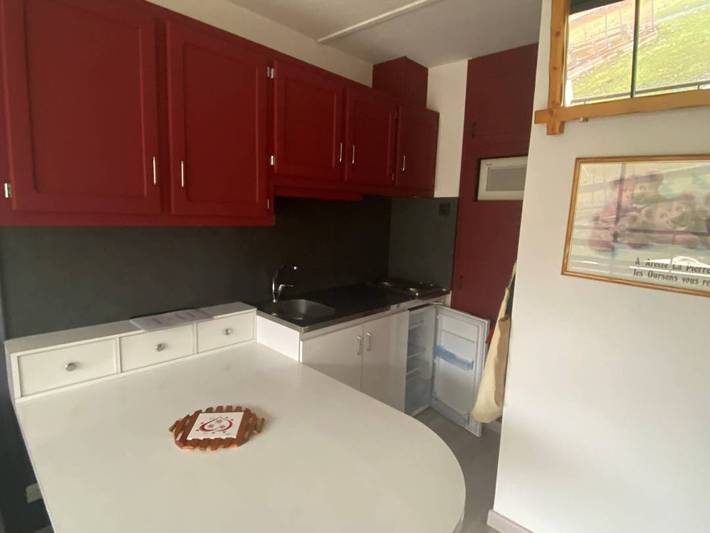 Studio entier, Studio pour 4/5 pers. avec balcon, accès pistes, casier à skis, parking, résidence avec ascenseur in La Pierre Saint-Martin, Arette