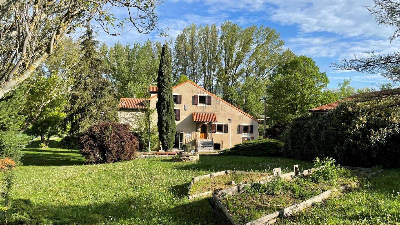 Auberge de jeunesse Hi Millau La Maladrerie in Millau, Parc naturel régional des Grands Causses