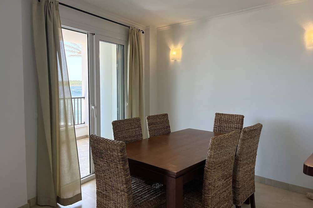 Entire apartment, Apartment just in front of the sea in Fornells, Es Mercadal