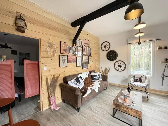 Gîte pour 2 personnes, avec vue et terrasse dans Moulins en Bessin - 3