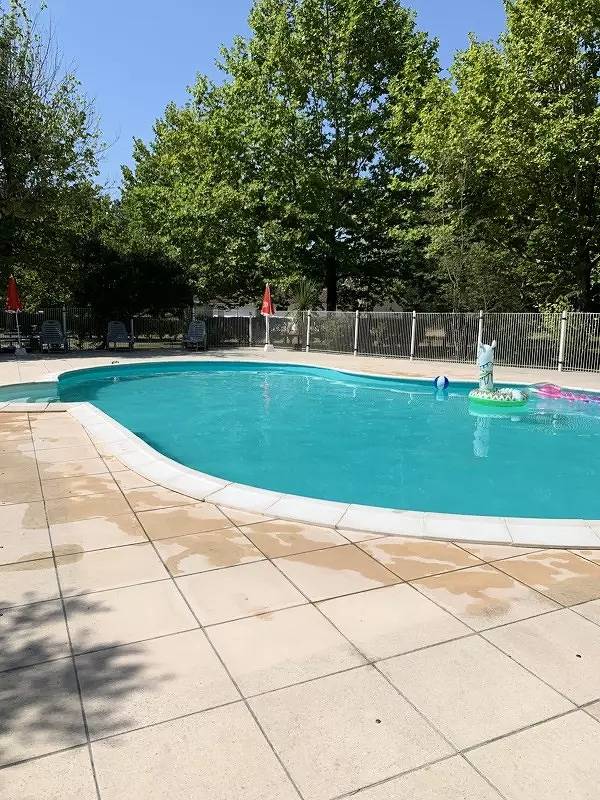 Camping pour 6 personnes, avec terrasse et piscine dans les Landes - 3