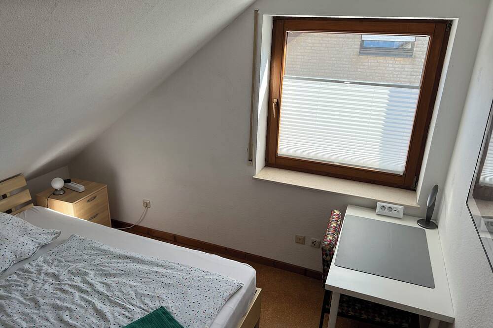 Ganze Wohnung, Schöne, ruhige Ferienwohnungfür bis zu fünf Personen in Paderborn, Nordrhein-Westfalen