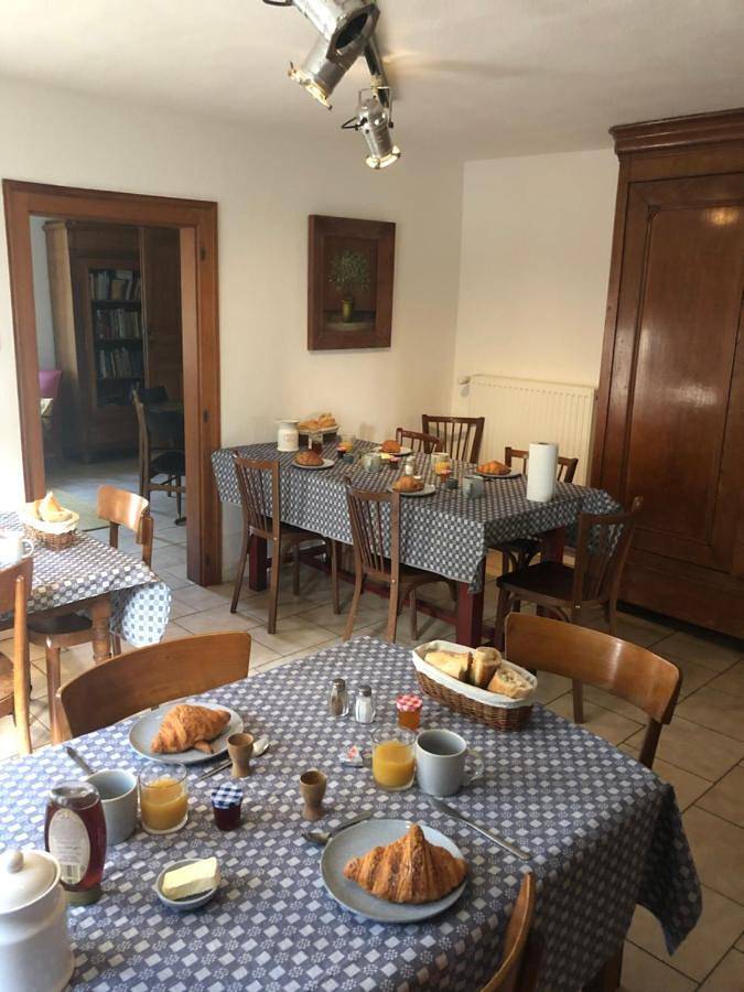 Family Room with Private Bathroom in Ramonchamp, Région d'Épinal